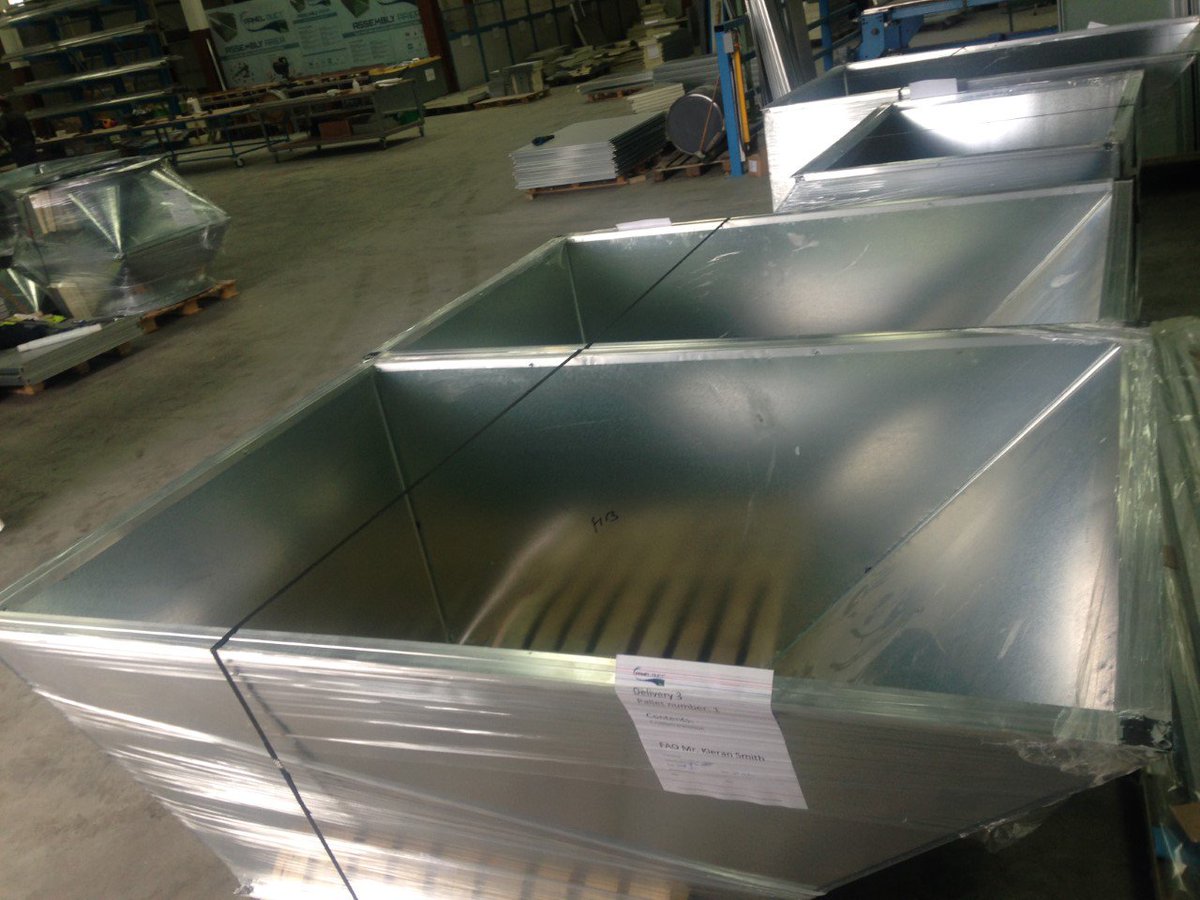 PanelDuct's tweet image. Final delivery for Digiplex Data centre in Sweden- Our square to round pieces &amp;amp; transitions #panelduct #datacentre