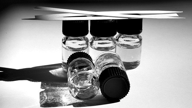 olfaxis's tweet image. se il tuo #brand fosse #profumo ? sarebbe una creazione Olfaxis! Scopri il #logoolfattivo su olfaxis.it