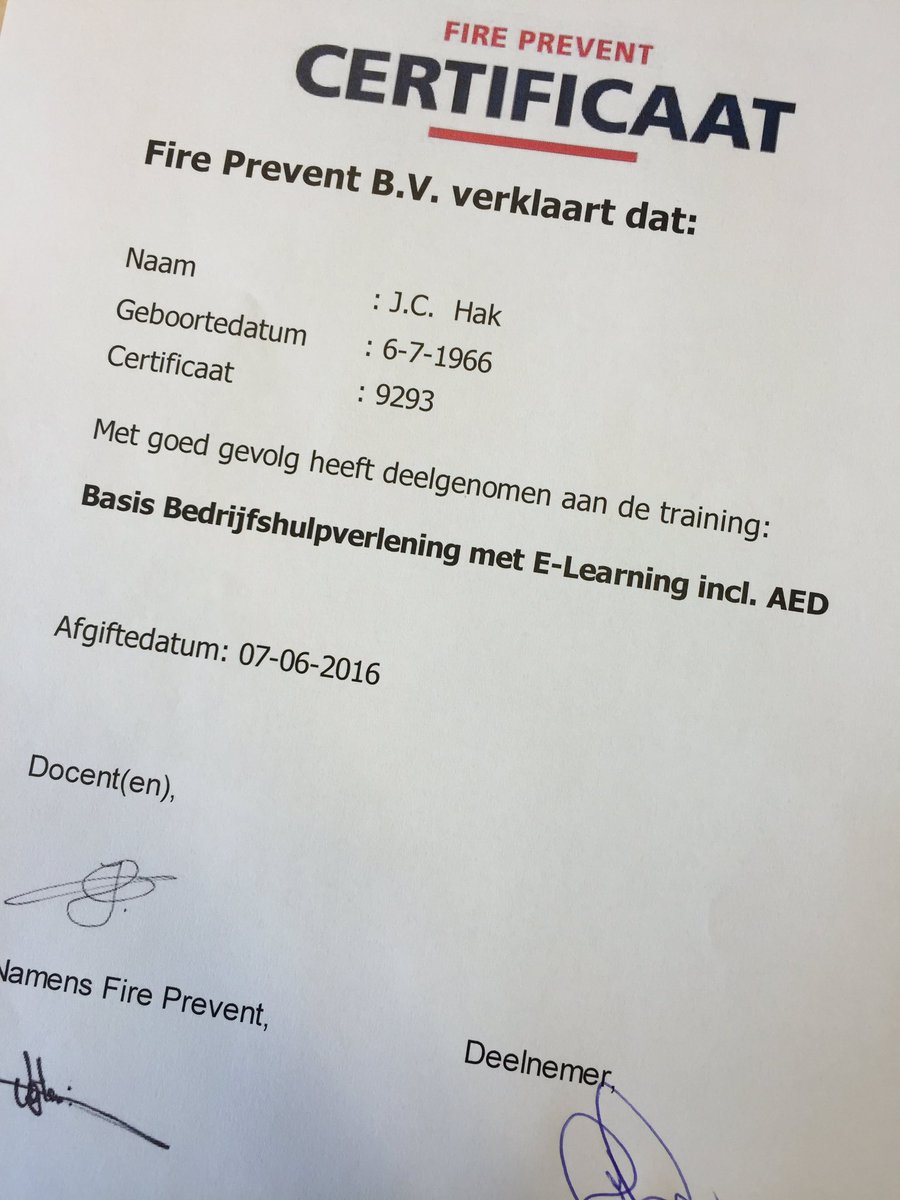 Volledig gecertificeerd BHV-er by <a href="/FirePrevent/">Fire Prevent B.V.</a> #fullycertified #AED #BHV
