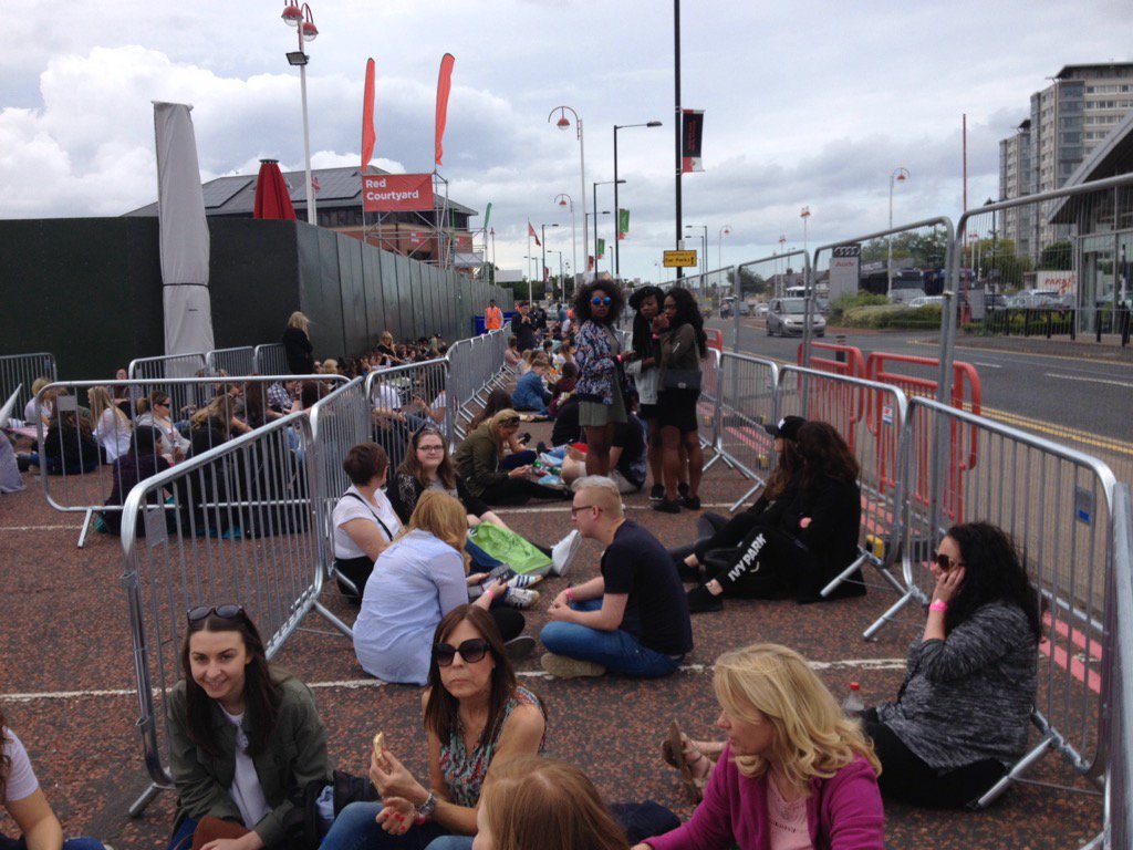 Beyoncé fans have queued since 7am to bag the best spot at the Stadium of Light for tonight's gig
