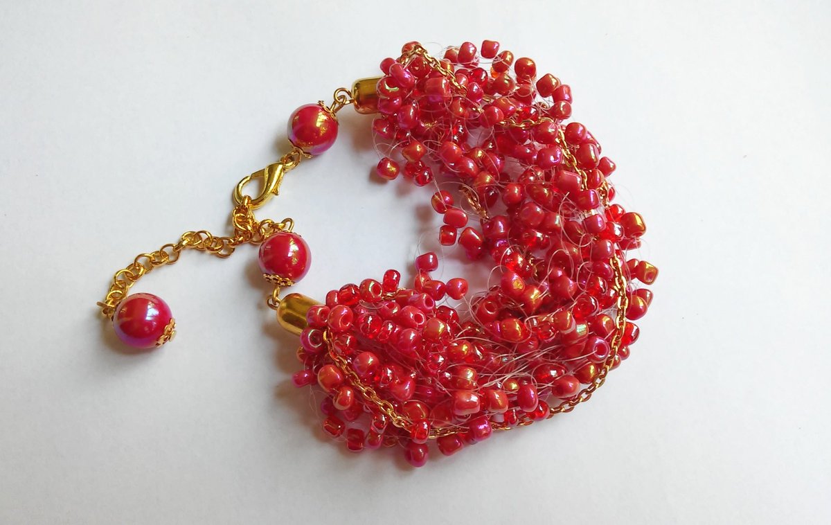 lBeadedNecklace's tweet photo. New! Welcome to my shop! Chery red bracelet https://t.co/27GgmGFn5z #cheryred #bracelet #jewelry #redbracelet https://t.co/PgmsLXwCqh
