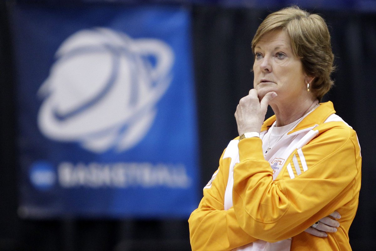 UnSportsESPN's tweet photo. "She's the most significant person in the history of women's college athletics."

- Greeny on Pat Summitt https://t.co/MhYjrh1M55