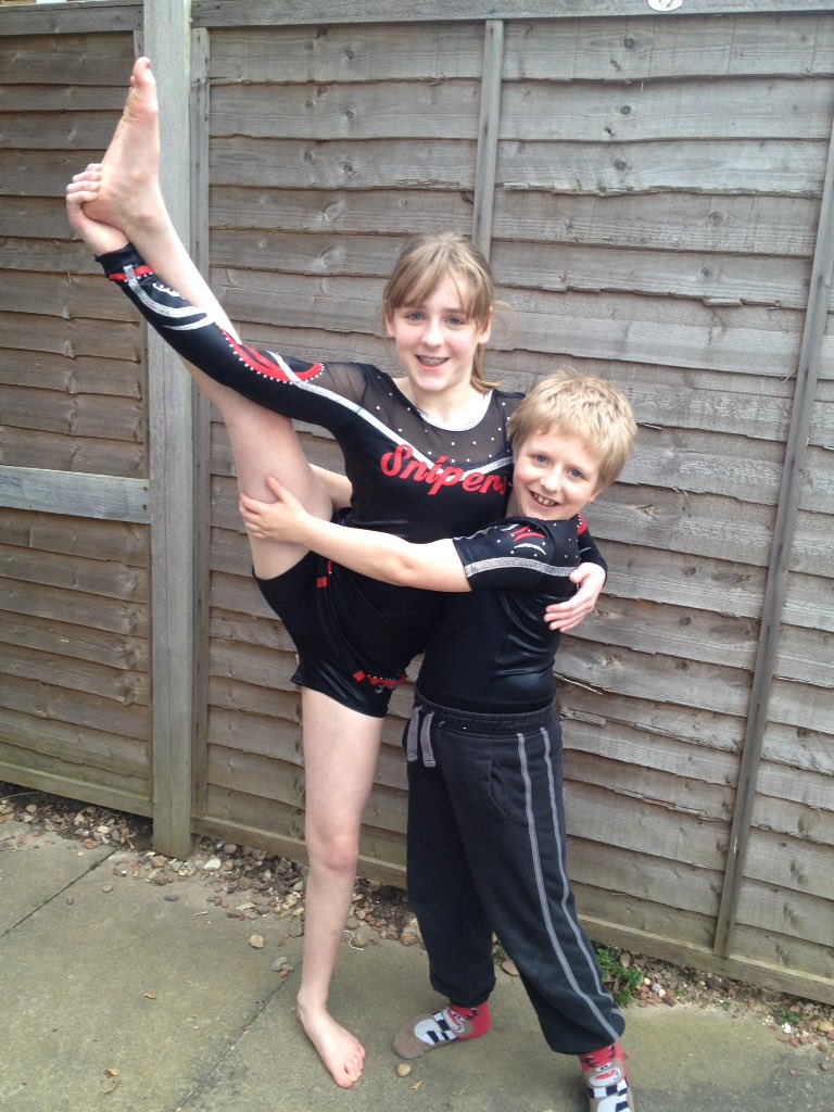 HELENSTICKLAND's tweet photo. Boys and girls do cheerleading @Snipers_Cheer https://t.co/oxXO2dnKsF