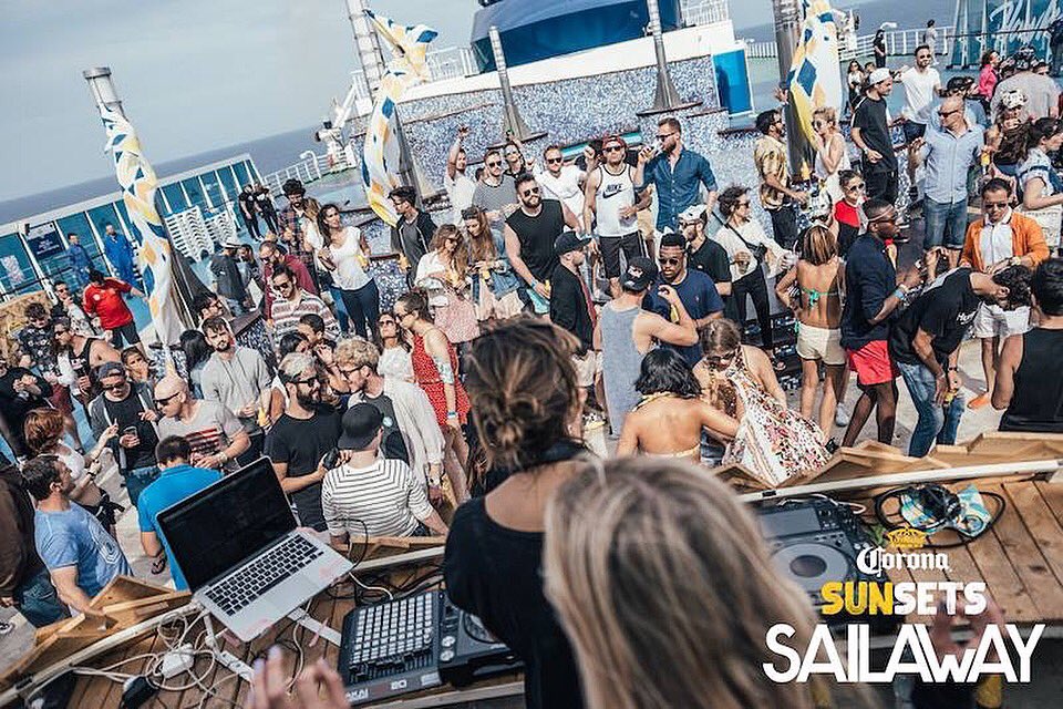 #coronasunsets #sailawayfestival "After Movie" coming soon! 👁🛳☀️