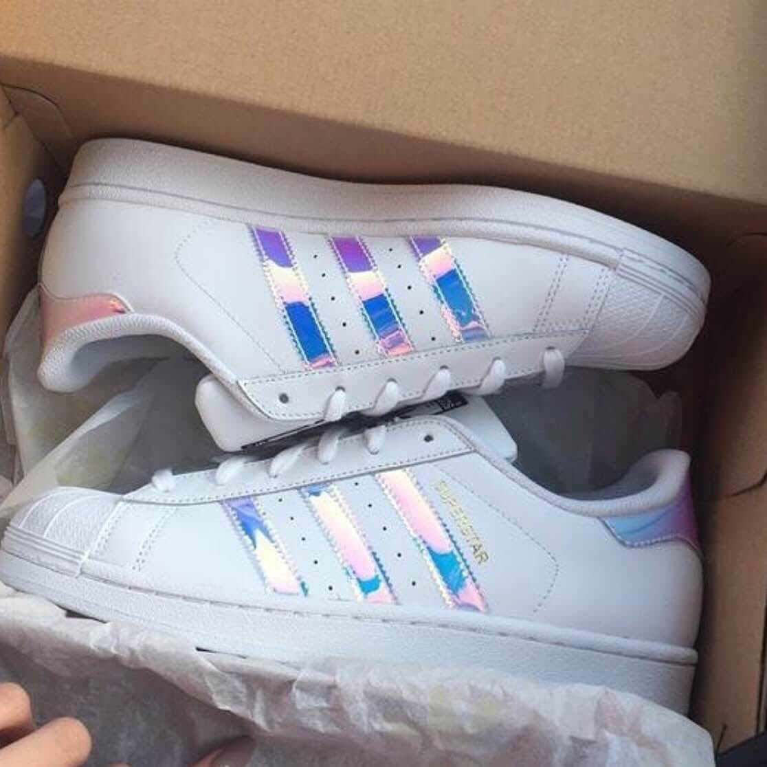 wanfankirs's tweet photo. ไม่มีไม่ได้แล้ววว สวยขนาดนี้ ‼️
Adidas superstar hologram
Mirror งานสวยมาก
Size 36-45
ราคา: 800฿
#HowtoPerfect https://t.co/gMRfs0SEaA