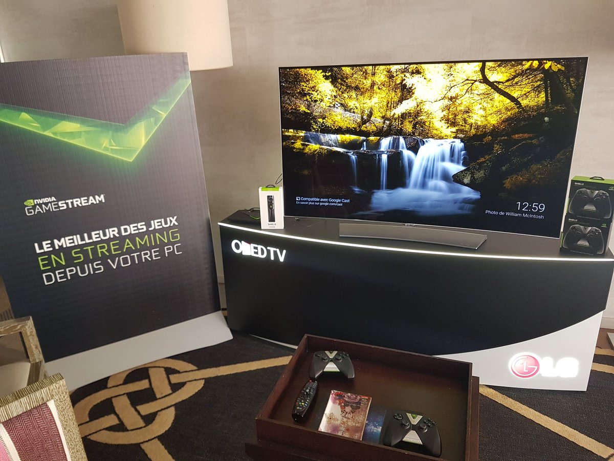 NVIDIAGeForceFR's tweet photo. La journée @nvidiashield continue! La #ShieldAndroidTV et la chute libre n'auront bientôt plus de secrets pour vous https://t.co/2WIRjmY8DR