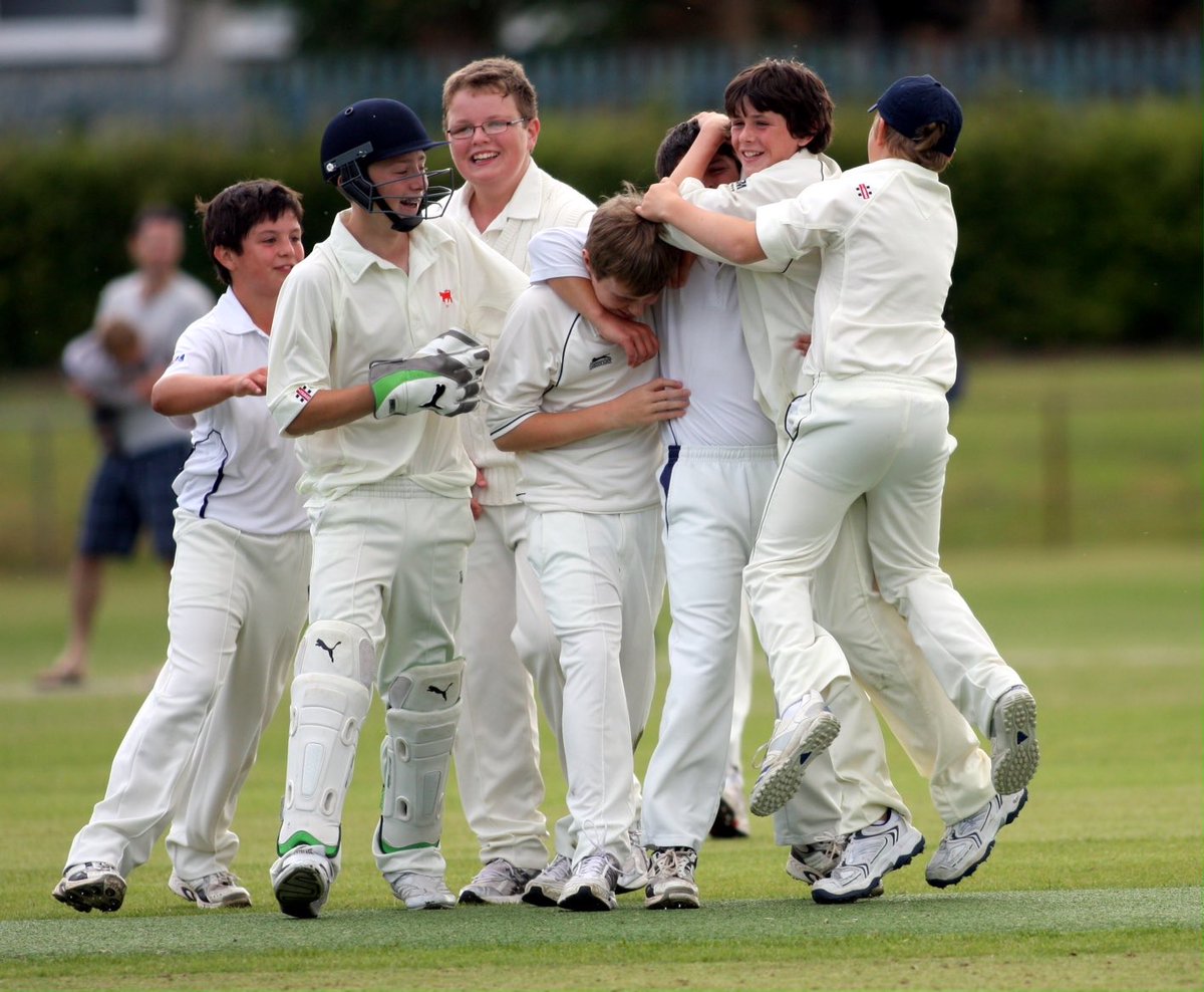 ScampsIreland's tweet photo. Check out this cricket summer camp for all abilities!! https://t.co/cfqGUU4yhx 
#SummerCamp #clontarf #Dublin https://t.co/P4GOoHAMpP