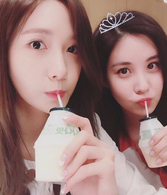 TippaCha's tweet photo. [TRANS] "Maknae's birthday has approached❤️"....YoonA-Seohyun, goddess visuals.
https://t.co/2bbc25S5qX https://t.co/rbResVqzlS