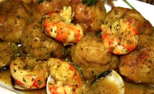 HacerRecetas's tweet photo. Albóndigas de Bacalao con Gambas.
La Receta Aquí.
https://t.co/ZzCG7AjdeL https://t.co/aCgSrAbbQY