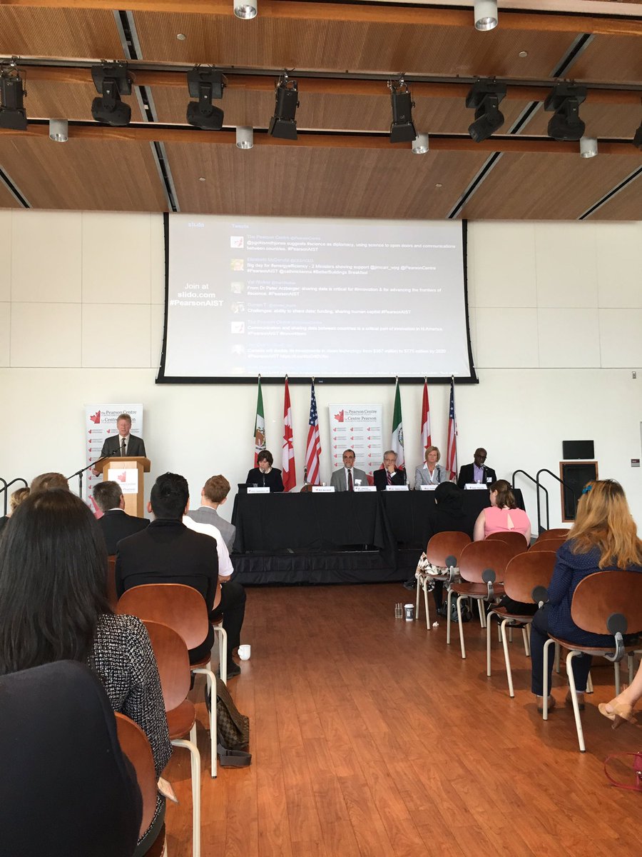 VoicePC's tweet image. Excellent discussions on the many initiatives currently supporting innovation in all 3 countries.  #PearsonAIST