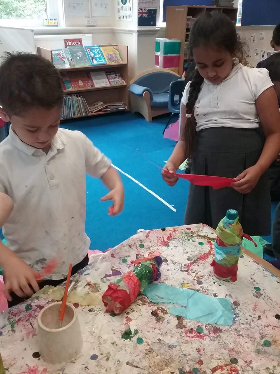 harvteacher's tweet photo. Art and music week #rainsticks #renoir #crafternoon #gluegalore https://t.co/9WUvTbabB6