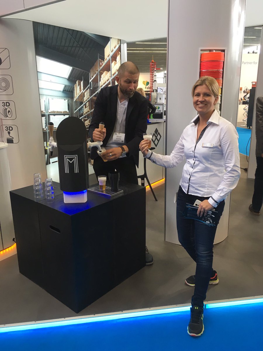 Leuke toepassing #3dprinten - een volledig geprinte biertap bij @3DprintingVink van <a href="/MassPortal/">Mass Portal</a>
