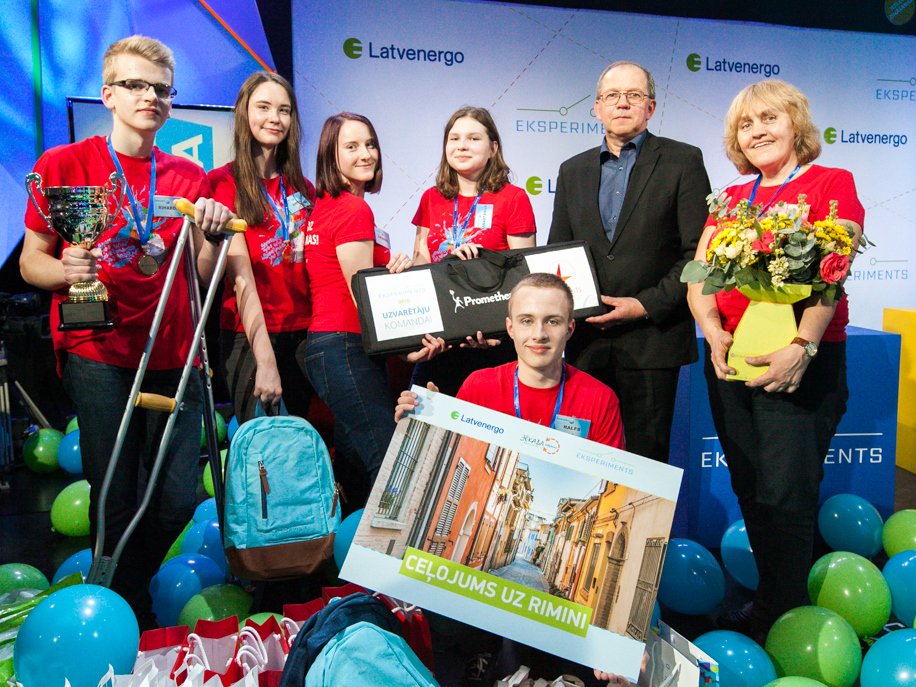 Latvenergo's tweet photo. Konkursa @_eksperiments uzvarētāji „Magnētiskais fokuss” no Jelgavas Valsts ģimnāzijas jau 10.07. dosies uz Rimini. https://t.co/07LF79lAuM