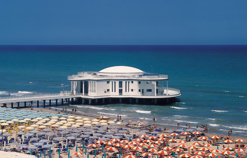 MarcheTourismEN's tweet photo. Sensational events &amp; unique cultural experiences for you summer in #Senigallia #marche https://t.co/xHQX4cQxco https://t.co/6pnDVW82wn