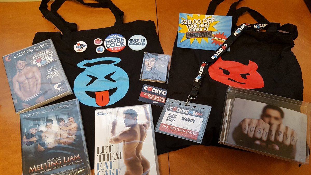 wreads99's tweet photo. Holy loot! I was sad I couldn't attend #cockycon this year but just got this & feel a whole lot better! @cockyboys π https://t.co/ZEH6Mx3R7B