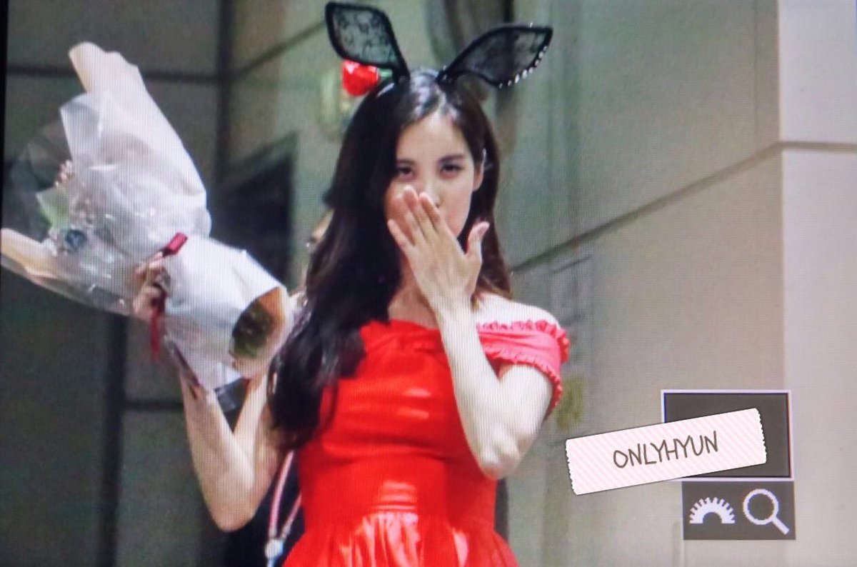  [PIC][28-06-2016]SeoHyun tham dự "SEOHYUN ♥ BIRTHDAY ♥ PARTY" tại SM COEX vào hôm nay CmCt1Q1UoAETP58