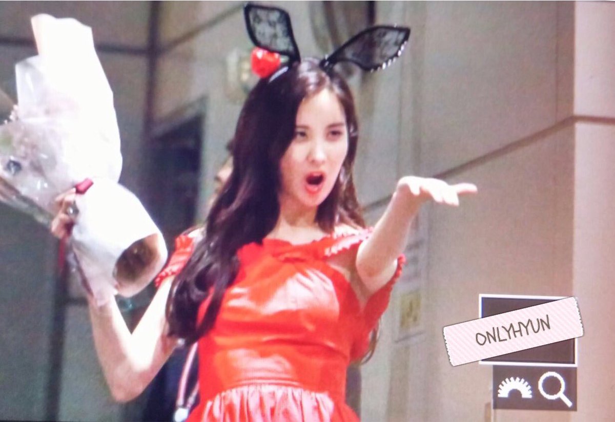  [PIC][28-06-2016]SeoHyun tham dự "SEOHYUN ♥ BIRTHDAY ♥ PARTY" tại SM COEX vào hôm nay CmCtbnFVAAEbb_7