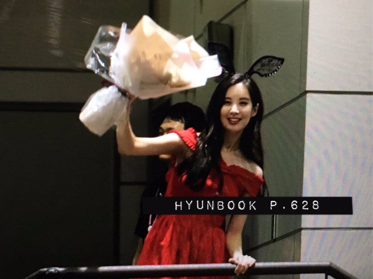  [PIC][28-06-2016]SeoHyun tham dự "SEOHYUN ♥ BIRTHDAY ♥ PARTY" tại SM COEX vào hôm nay CmCttPDVAAA1g9v