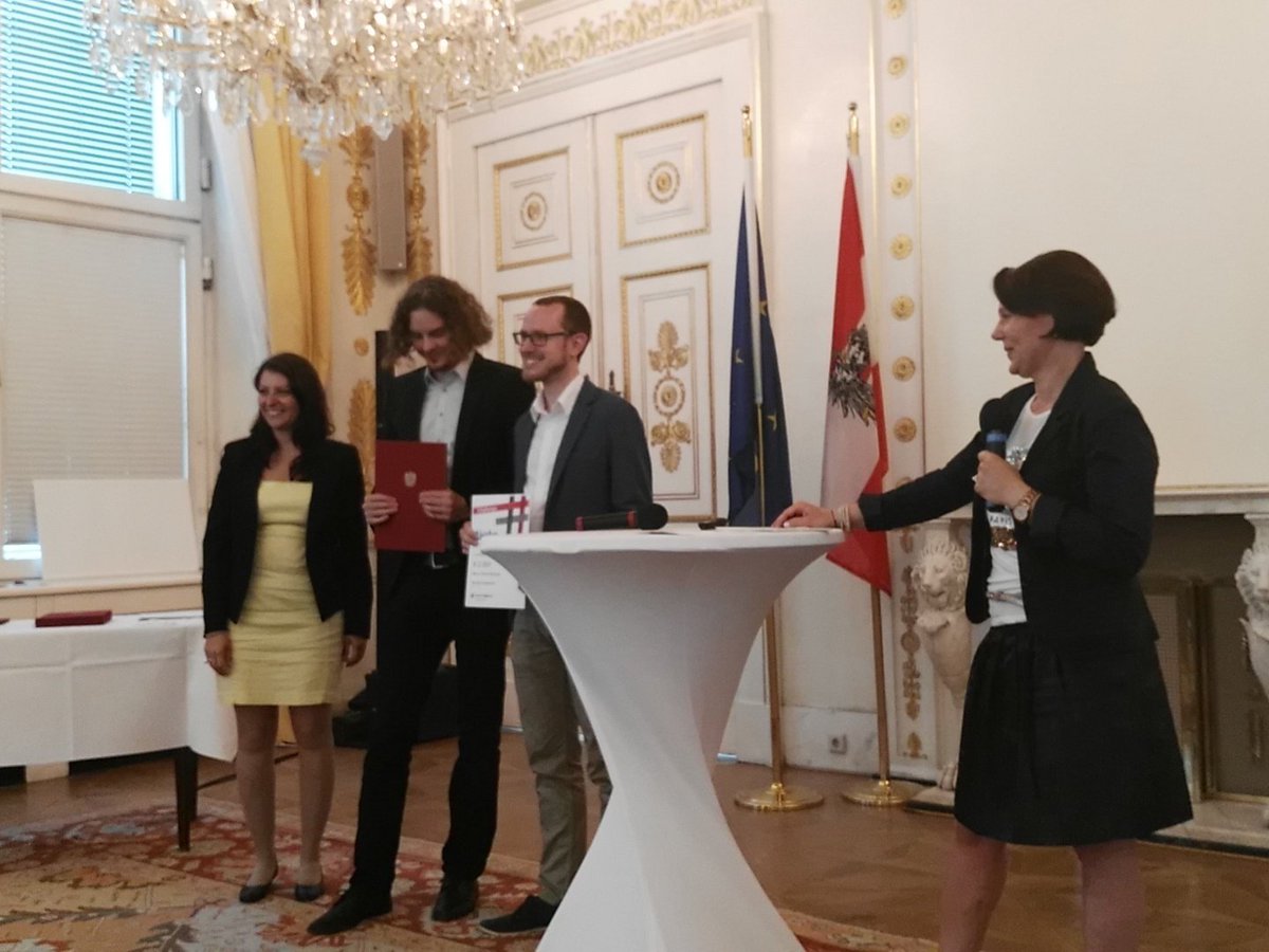 ogdwien's tweet photo. WAVE gewinnt zum 3. MAL bei #open4data Gratulation @PatrickWolowicz @ogdwien @DigitalesWien @smartcityWien https://t.co/qOA5OrTakS