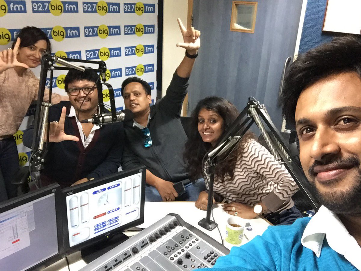 Official_Ganesh's tweet photo. Zoom promotion @927BIGFM @sujathakshay @rockstarohith @rapidrashmi full zoooooommm🙌 https://t.co/srkMo55wu6