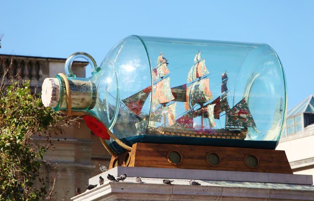 FreeInLDN's tweet photo. #VisitBritainBecause Where else can you see the giant ship in a bottle outside @NMMGreenwich? #FreeInLDN https://t.co/Tihtishr6c