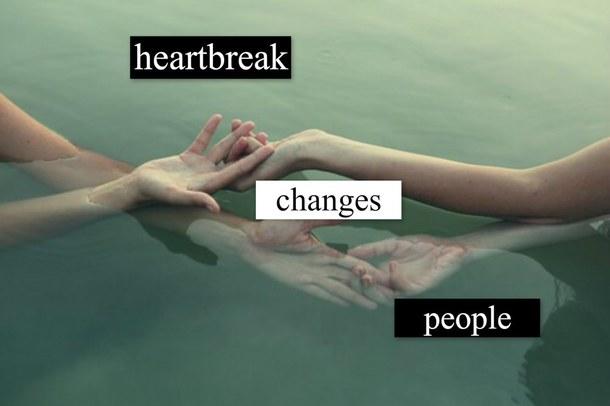 IssueMagazineGR's tweet photo. Breakup Issues: 6 ψυχοσωματικά συμπτώματα του χωρισμού #BreakupIssues https://t.co/LfrJPM0Ids https://t.co/6jZ0r1w1zC