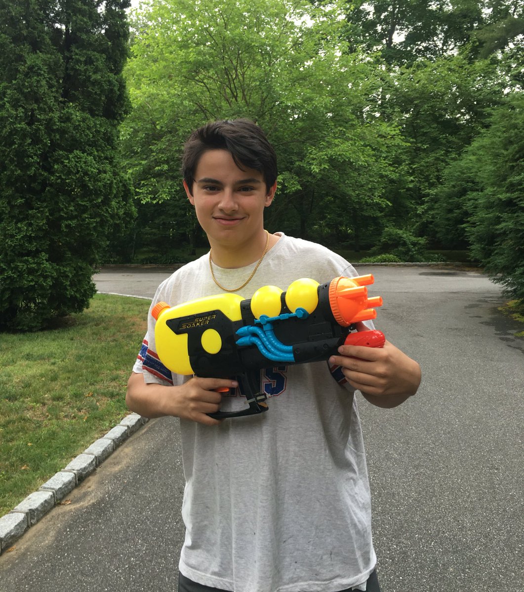 NoHoesGeorge's tweet photo. Walked into a Toys-R-Us and came out with this AK-47 in under 5 mins!  Lady didn't even ask for my age! Unbelievable https://t.co/JrJL3iImpP