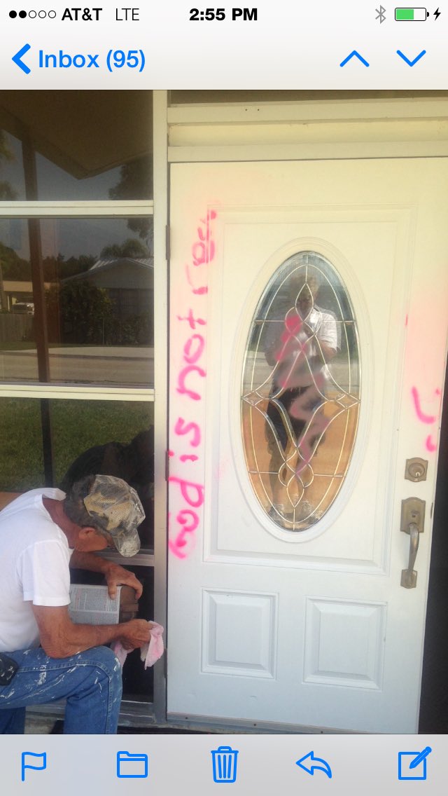 realclairemetz's tweet photo. On @WESH 4pm, vandals deface churches, city buildings, mailboxes &amp; cars #Oakhill. @VolusiaSheriff investigating. https://t.co/JjkHVqjxUA
