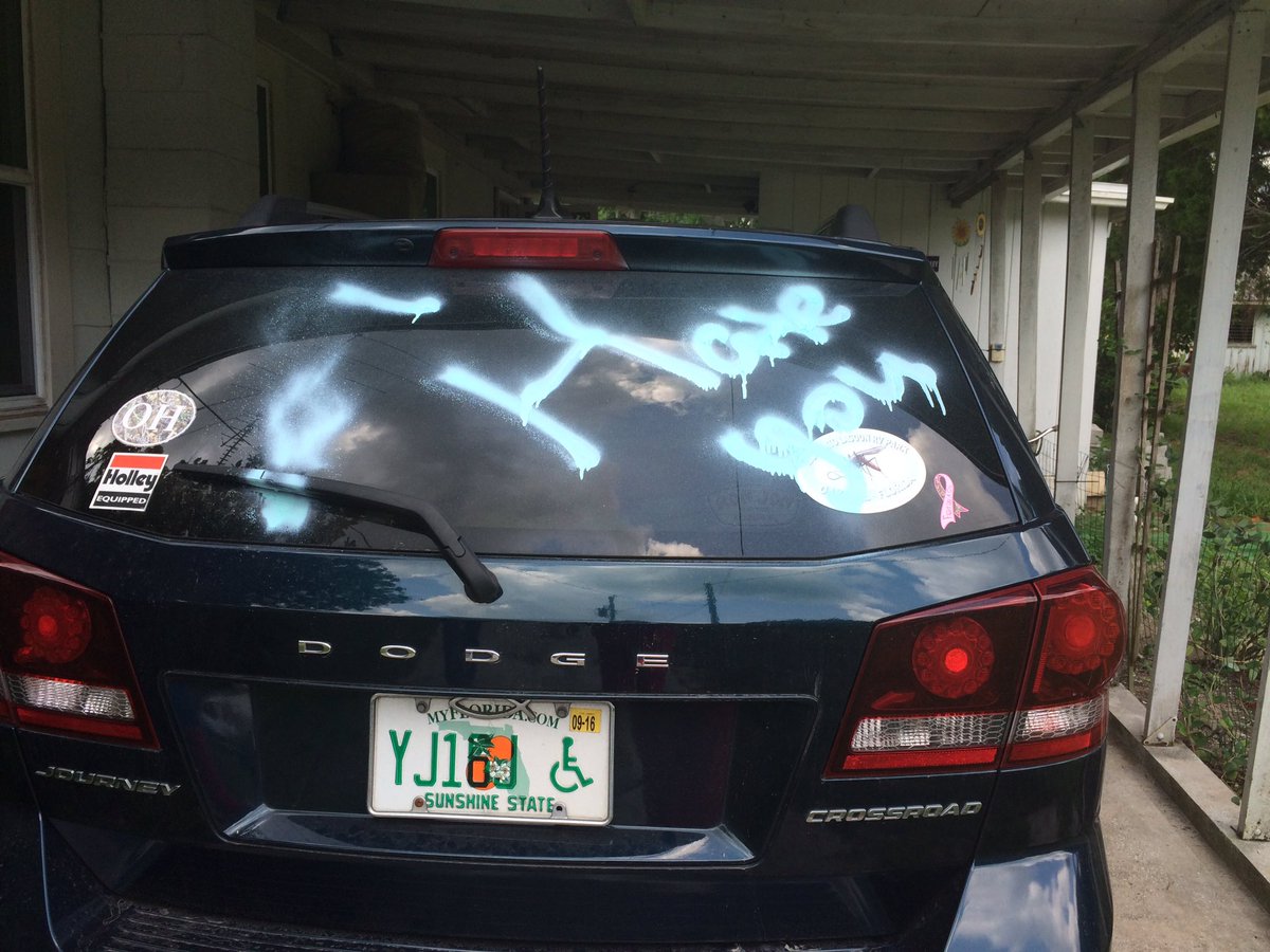 realclairemetz's tweet photo. On @WESH 4pm, vandals deface churches, city buildings, mailboxes &amp; cars #Oakhill. @VolusiaSheriff investigating. https://t.co/JjkHVqjxUA