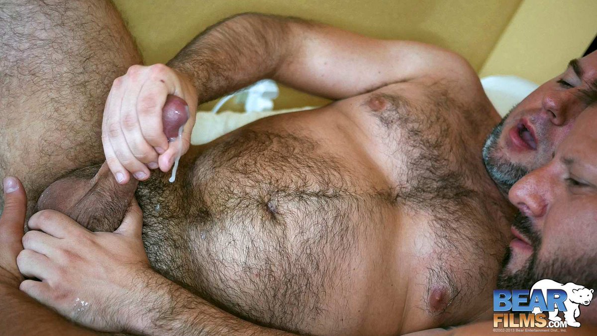 BearFilms's tweet photo. Cooper Hill pounds Rick Wolf. #bears #beard #hairy https://t.co/BzsP4FZCHH https://t.co/XgkfcAaJpS