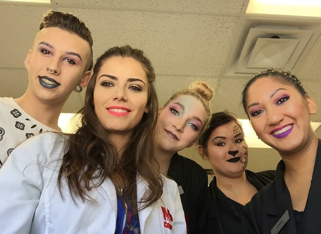 MCAdmissionsYWG's tweet photo. We have fun with make-up @mccollegegroup Winnipeg #ywg #esthetics #lovewhatwedo #createart #smizes #thosebrows https://t.co/B4x0YO2VwF