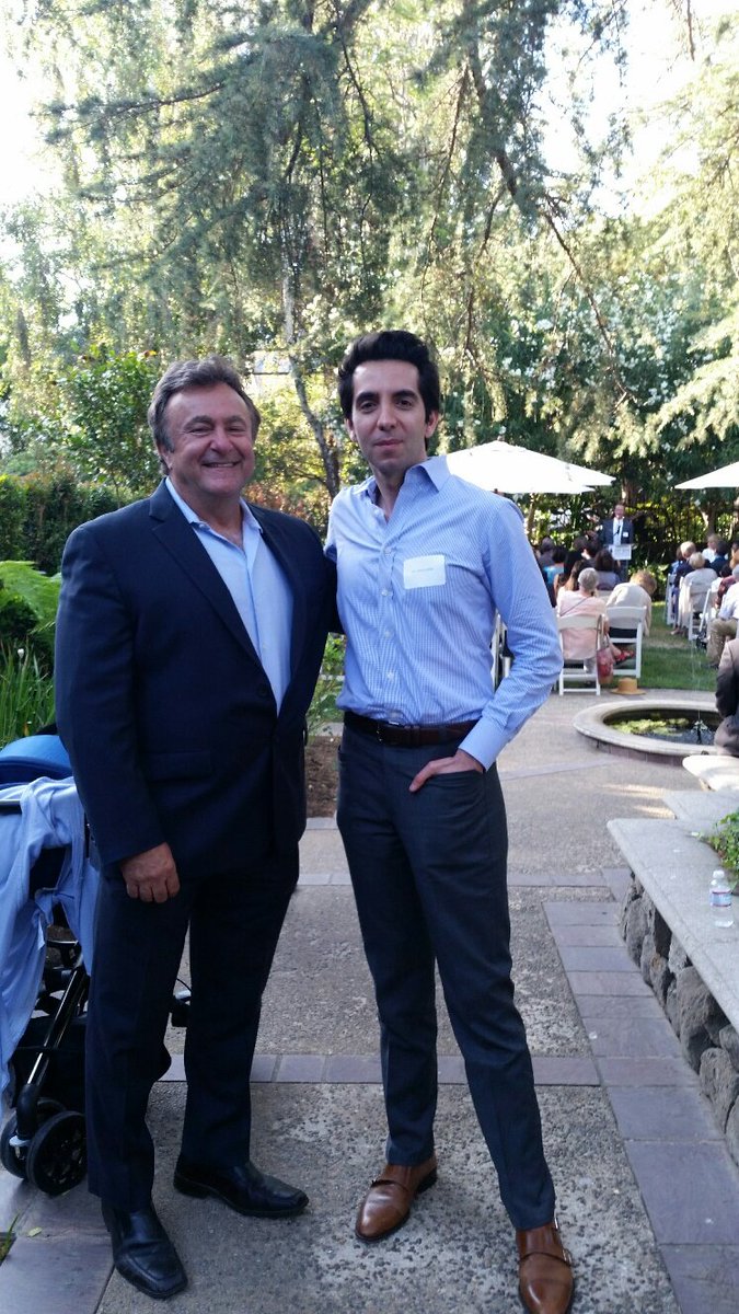 bradleyjabourmd's tweet photo. @bradleyjabourmd and Dr. Jafari at the 2016 @JohnWayneCI Surgical Oncology Fellows Graduation ceremony. #micsc https://t.co/M0iAQoKgqO