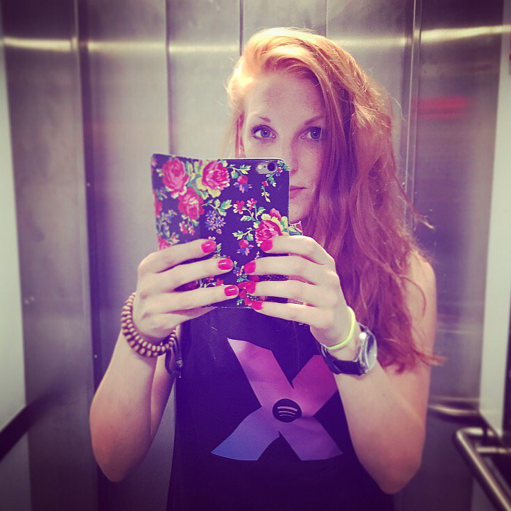 YasWilterius's tweet photo. Producer at Spotify... #work #mediajunkie #musicevent #stockholm #partytime https://t.co/jpwpppJrUX