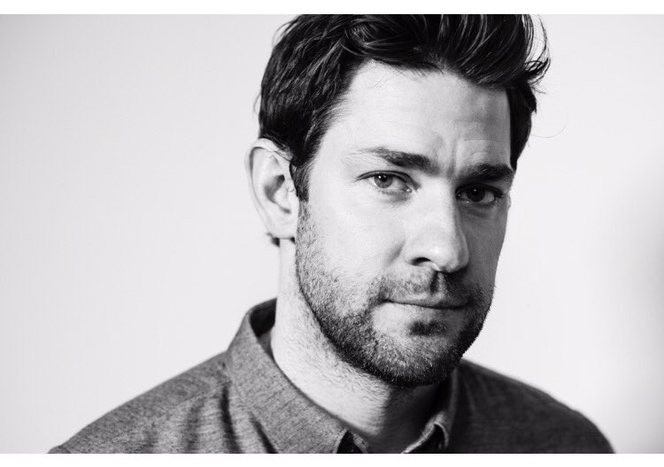 madddyyjulia's tweet photo. Jim Halpert or Derek from the Bachelorette? The world may never know. https://t.co/oP9Yvoqt6Z