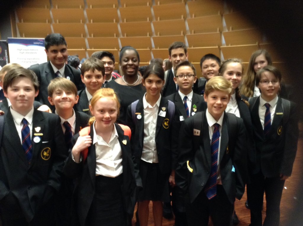 daniellev72's tweet photo. Most amazing experience with KS3 students @ Big Bang Bucks
Event thoroughly enjoyed by all 🌟
@amersham_sci 
#BLTSTEM https://t.co/BuOq3voIac