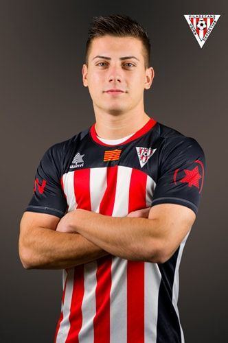 Aaron Adams Recamales del Viladecans, nou jugador del Club de Futbol Vilanova i la Geltrú