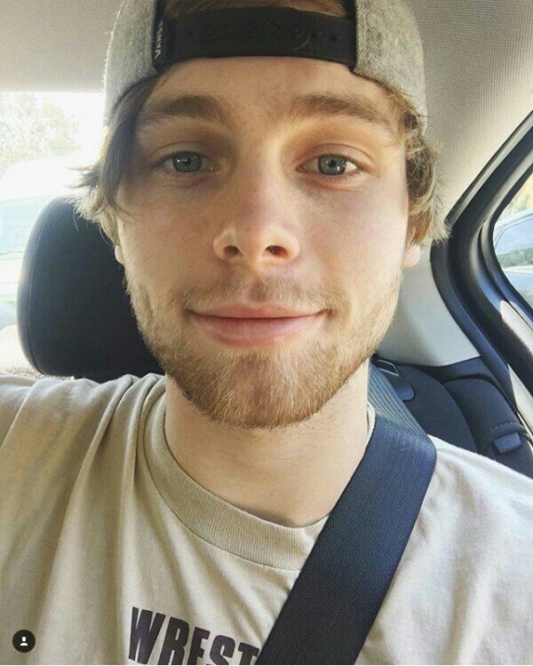 Foreromelanie's tweet photo. ♥♥♥♥ https://t.co/H629EWaYLY