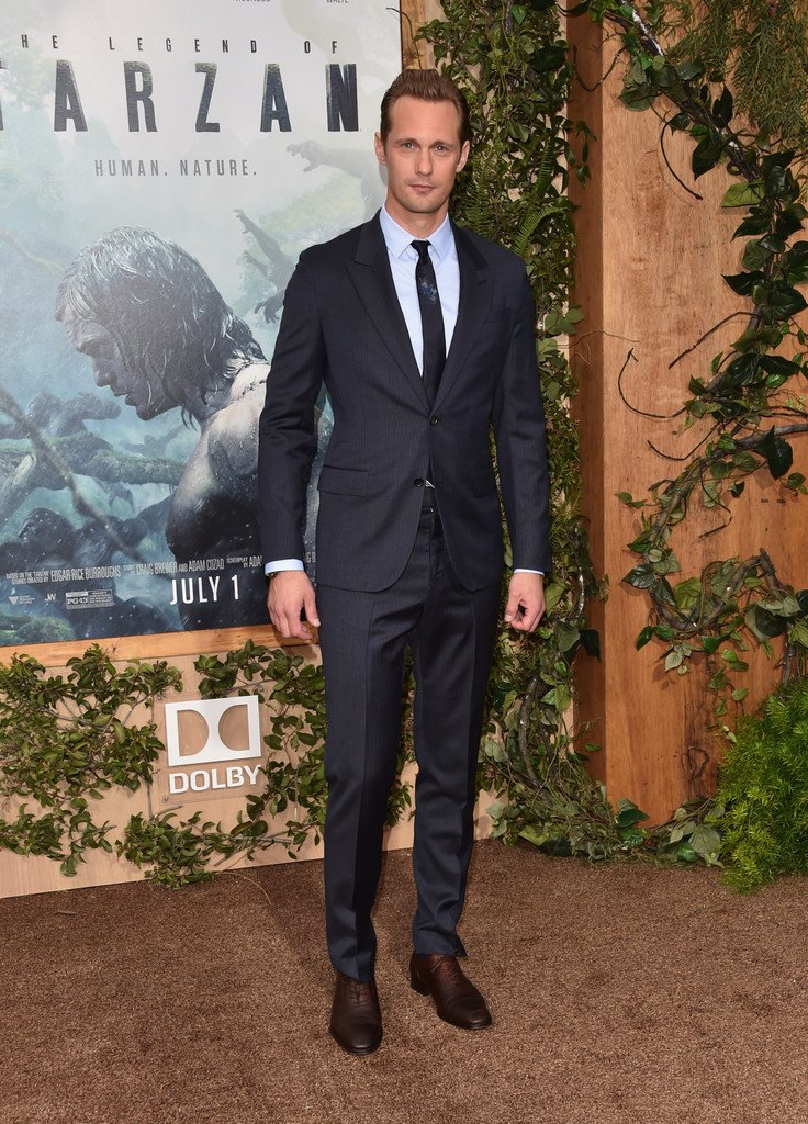 The Fashion Court on X: Alexander Skarsgard wore a #LouisVuitton suit +  SS'16 blue panther tie to The #LegendOfTarzan Hollywood premiere.   / X