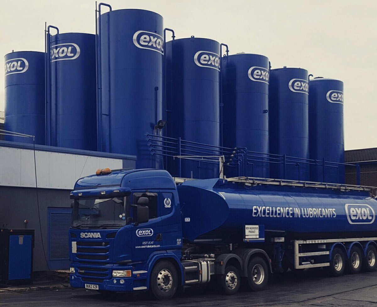SynkCreative's tweet photo. Great shot of the @ExolLubricants branding recently installed by @SynkCreative #print #branding #design https://t.co/PMdjYj3hkK