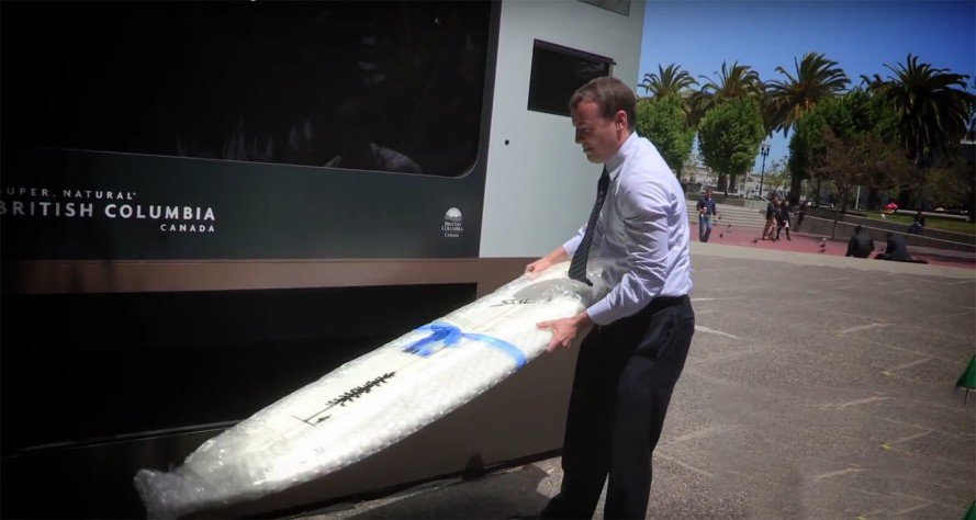 inhabitat's tweet photo. Giant vending machine dispenses bikes and surfboards instead of junk food. https://t.co/qfee0pJMEA https://t.co/ME83x2z9Zj