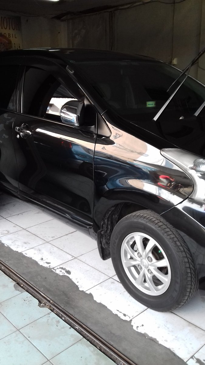 Alpashasport's tweet photo. Dijual avanza 2013 type G hitam AT hrg 145 jt an minat 085813297025 https://t.co/YMGjANlPs8