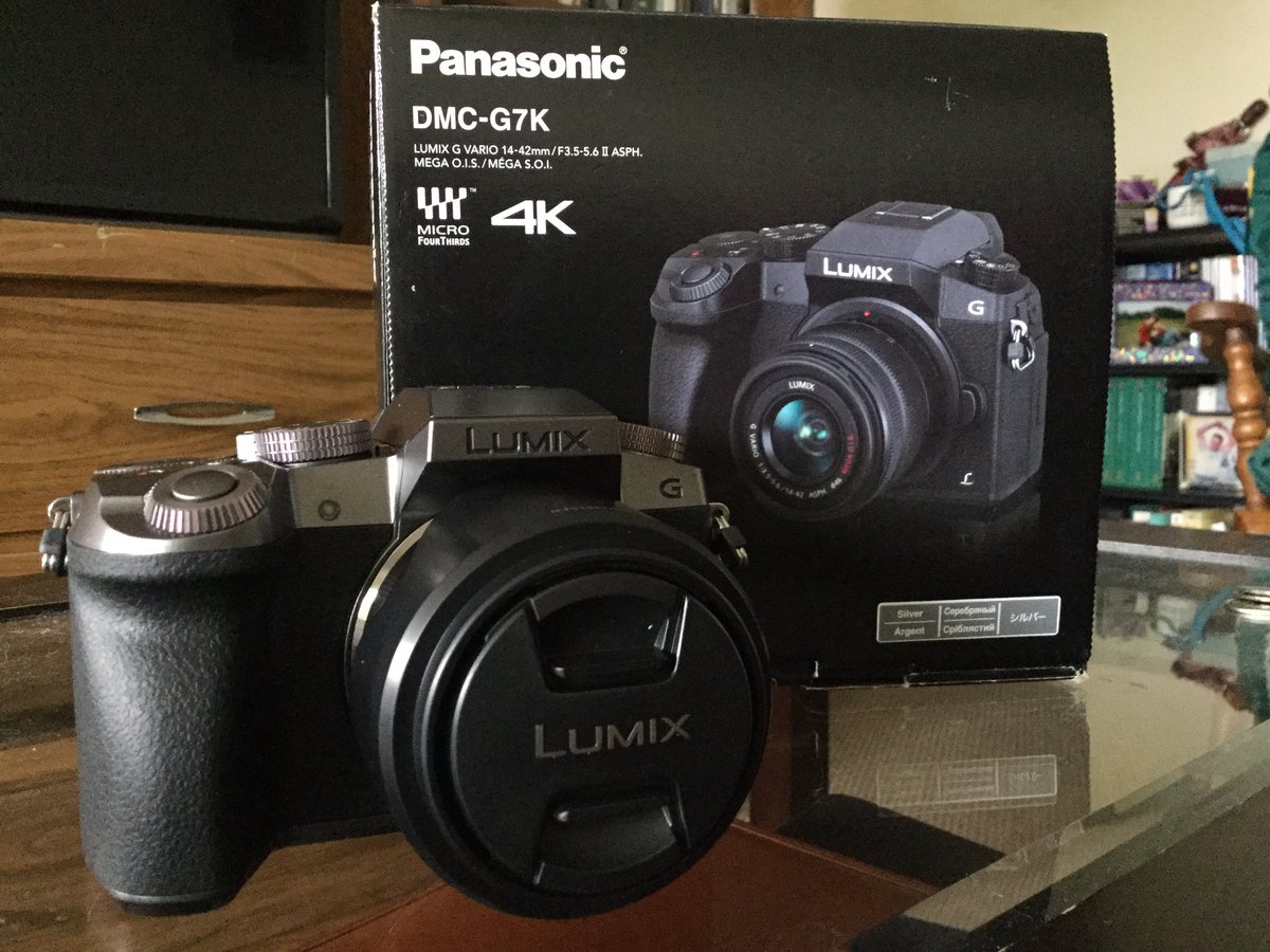 MsAndiRoberts's tweet photo. Loving my grad gift, a new Panasonic G7 a nice alternative to the G4 #lightweight #4K #firstfilmcamera #LUMIX https://t.co/sjIe0lbLaY