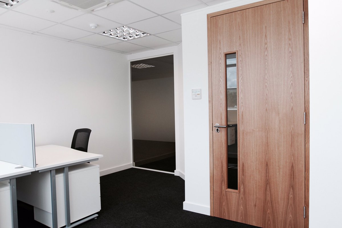 LovedInteriors's tweet photo. Another project completed! The boys done good 👍.. Big thank you to the team down @M25BIZ https://t.co/jIE5NZE2Nz