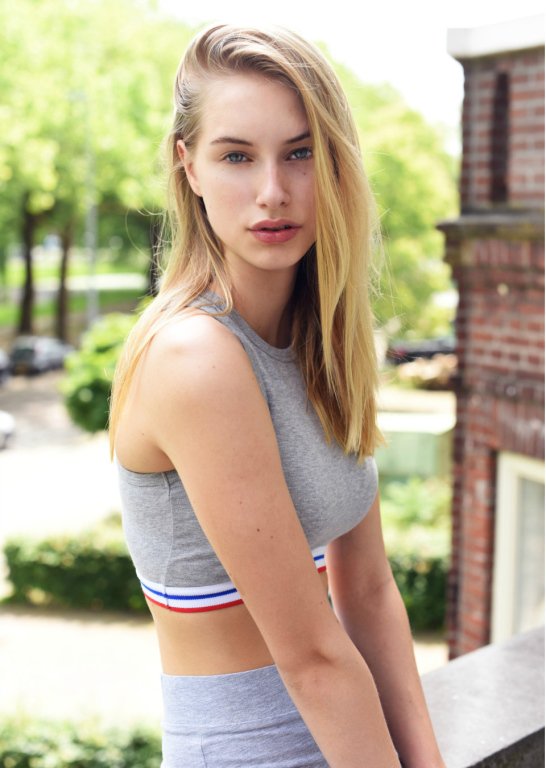 tubantia's tweet photo. Komt de nieuwe Doutzen uit Ambt Delden? https://t.co/GxRfFaUPjL https://t.co/s5QO0Exf8B