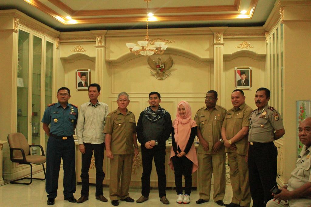 FatinisticSDRP's tweet photo. Terimakasih kota Dobo Kepulauan Aru-Maluku, sudah mengundang @FatinSL' Semoga makin maju &amp; sejahtera! #PictFatin https://t.co/tMcvH8q3xe"