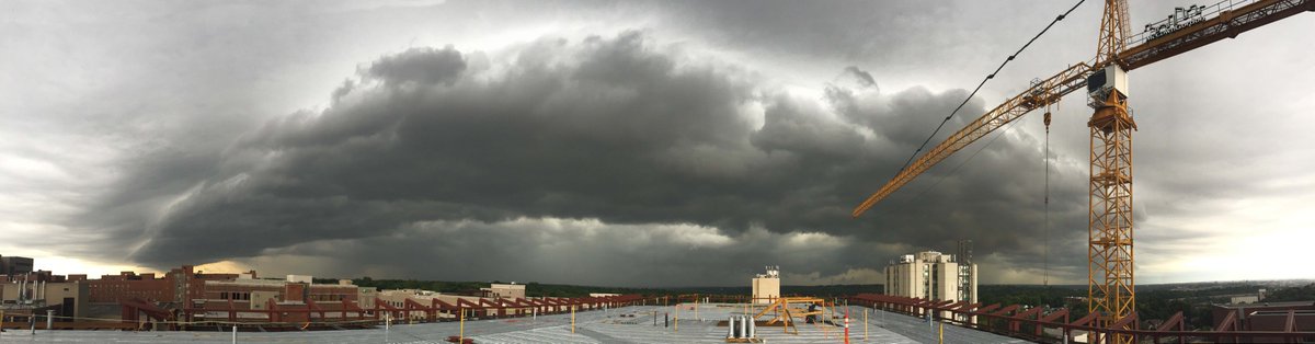 McCownGordon's tweet photo. Thanks for this awesome panorama Chad! On the roof of @KUMedCenter's Health Education Building. #kansascityviews https://t.co/f9Wh62hRy7