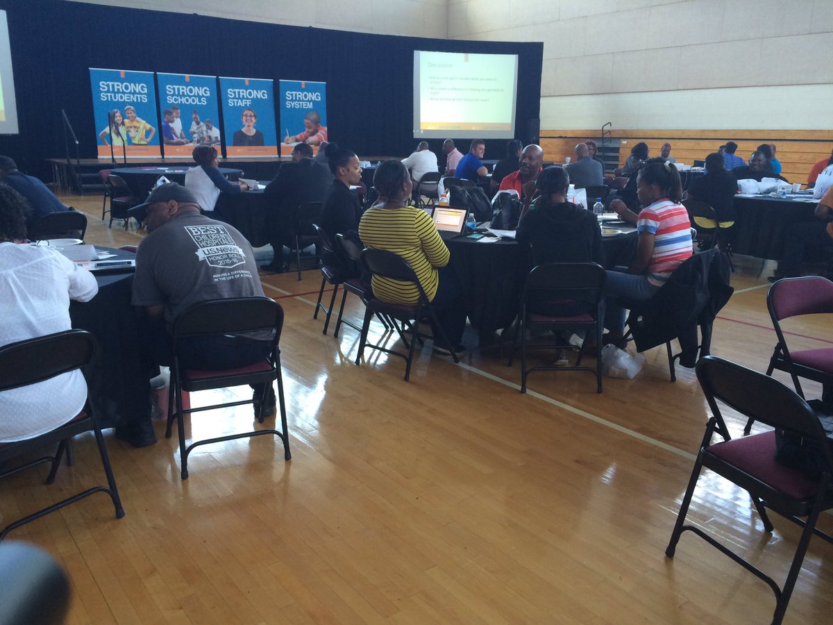 Angela King Smith tweet media