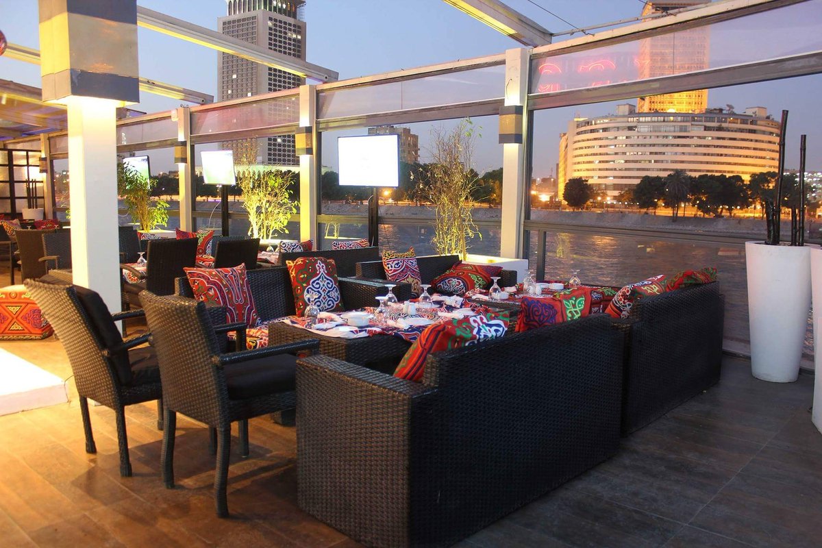 Eventrep's tweet image. Sunset and city lights from Wahawi #Ramadan Lounge.