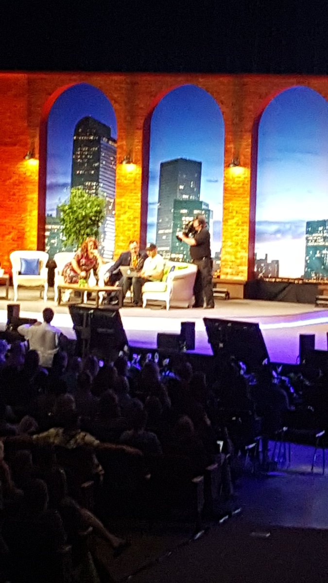 Keri R. Hennessy tweet media