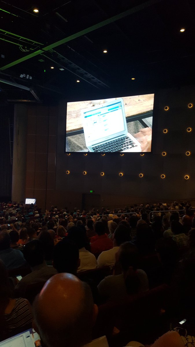 Founder of Code.org Hardi Partovi here coding live with R2D2 @isteconnects #edtech #iste2016